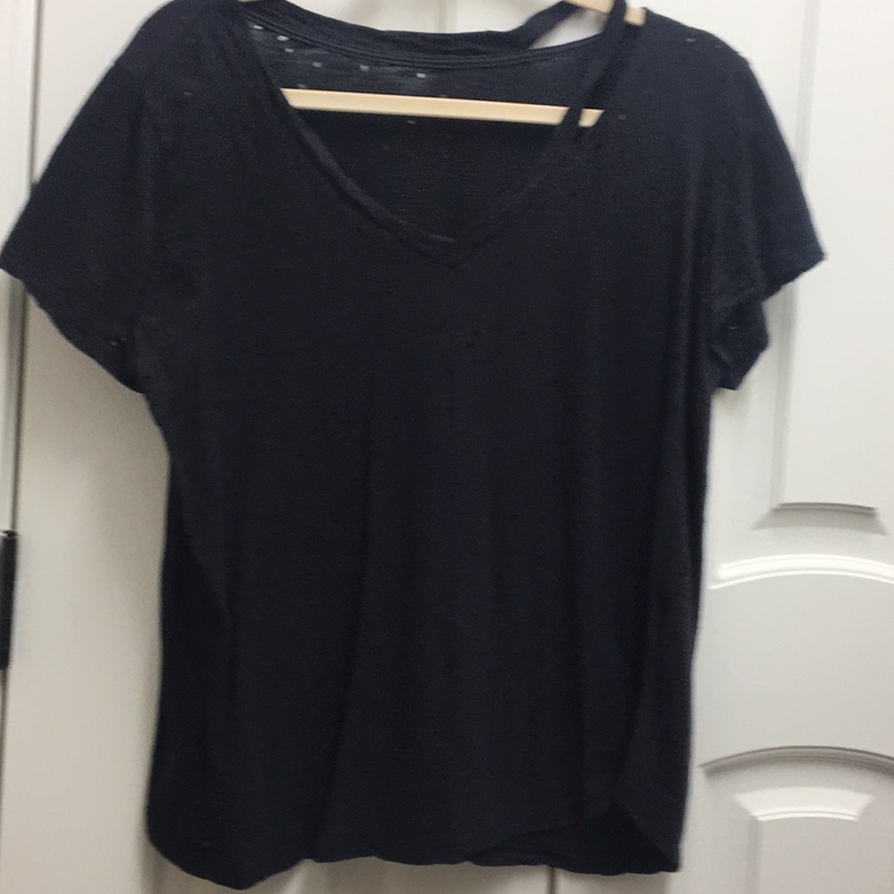 black distressed tee